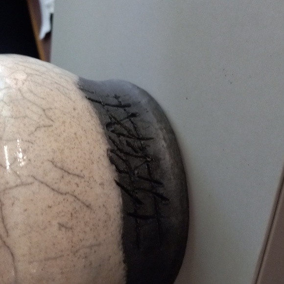 Handmade pottery - Picture 2 of 3